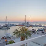 Naxos Riviera 公寓 *