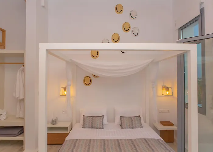 Naxos Riviera Naxos City